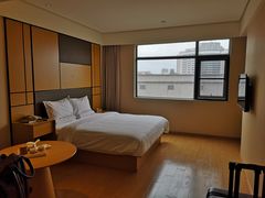 -全季酒店(昆明翠湖云大医院店)