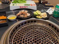 -極屋鮨牛 · 烧肉酒场(时代C馆店)