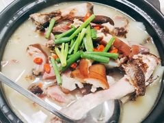 -鑫悦楼煎蟹·16年海鲜大排档