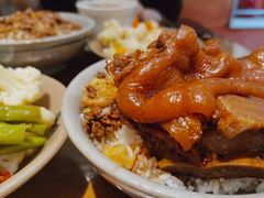 -红猪卤肉饭(大西洋美食城店)