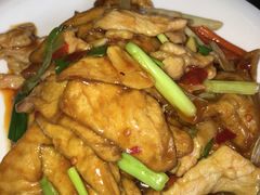 -三泉海中鲜海鲜加工零售广场(幸福时代店)