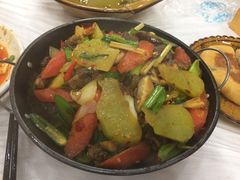 -乡土特色.冷锅鱼.牦牛肉汤锅