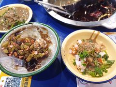 -马路边边串串香(苗栗路店)