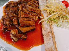 红烩澳洲谷饲牛肋排-东方滨江大酒店·滨江厅