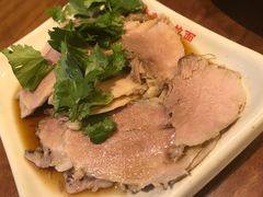 -亮亮面馆(经六路店)