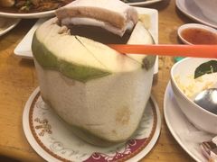 -J Daeng Seafood