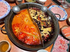 -周小明火锅(黑金冠社区店)