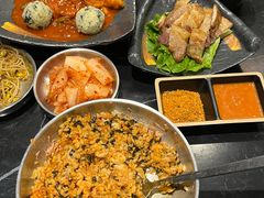 火辣无骨鸡爪-HONGA HONGA雄家(曹路店)