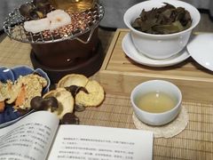 -汤和好天气 粤菜小馆(鸳鸯店)