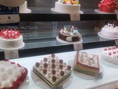-巴黎贝甜(华堂新辰汇店)