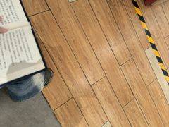 -新华书店(保利水城店)