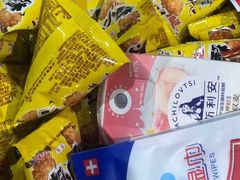 -来伊份(通灌北路店)