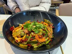 -醉人椒麻辣香锅(王府井喜悦店)