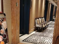 -辣螃铠盆盆蟹大排档(海昌店)