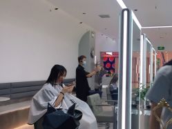-禾曼造型