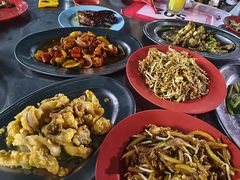 -黄亚华小食店(Jalan Alor)