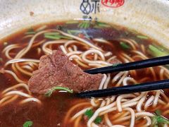 红烧牛肉汤面-旺泉餐饮店·清真牛肉面馆