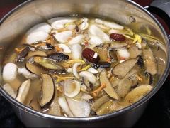 -野菌皇海景野生菌火锅(滨海大道店)