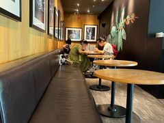 -星巴克(宁波东门银泰店)