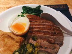 金奖卤鹅肉饭-陈鹏鹏潮汕菜(宝安机场T3航站楼店)