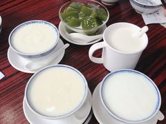 -周大娘牛乳(旧寨古村总店)