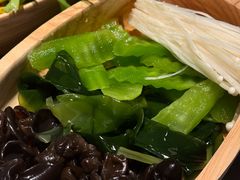 -左庭右院鲜牛肉火锅(浦江欢乐颂店)