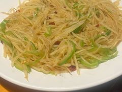 -臻鲜燕海鲜融合餐厅(金陵style店)