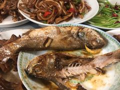 -蓝精灵饺子店