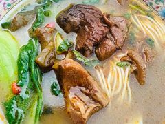 -金杨拉面王小吃面馆·牛三宝面·红烧牛肉粉
