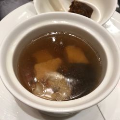 点击看大图 花膠燉湯-深圳益田威斯汀酒店·宴会厅