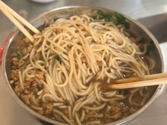 -正宗杨记普洱酸醋米线(总店)