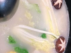 竹笙王猪肚鸡-顺德公广东猪肚鸡·煲仔饭(白石洲店)