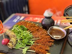 -何师烧烤Pro ·小龙虾·江湖川菜·精酿啤酒(太古里店)