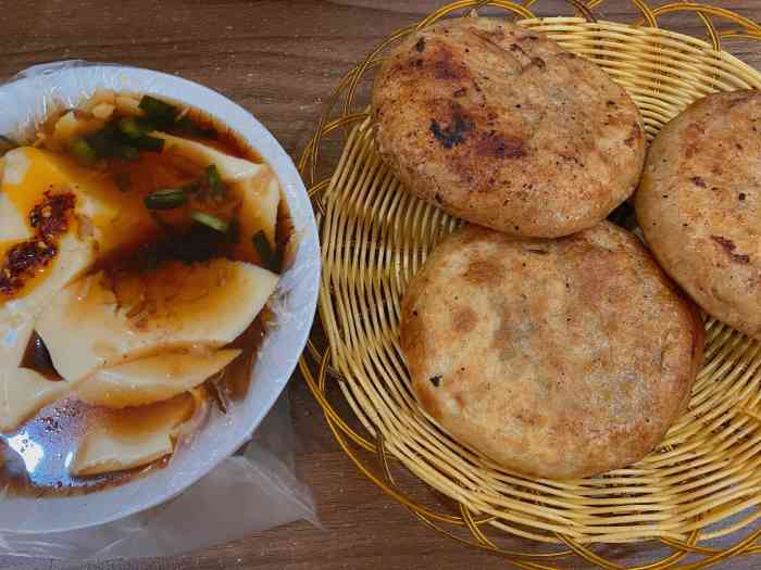 老城隍庙肉火烧-"潍坊老字号,特色的地方小吃.这个火烧有时.