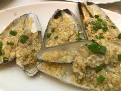 蒜蓉烤玉米贝-覃记海鲜美食餐厅