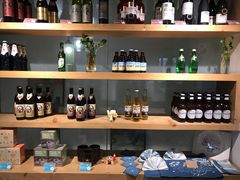 零售区-雕刻时光咖啡馆(南院门店)