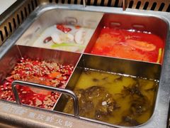 -巴渝瓦肆重庆鲜火锅(宝龙环湖店)