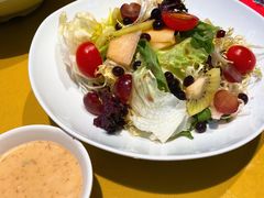 鲜果时蔬沙拉-大海碗·炸酱面·烤鸭·京菜(天坛店)