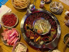 -岗上渣渣老火锅(两路口店)