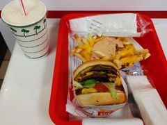 -In-N-Out Burger(LAX)
