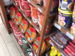 -全家便利店(东直门店)