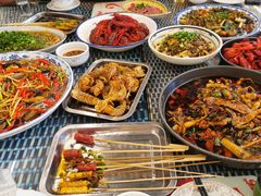 -去吃小龙虾·江湖菜·烧烤(南滨路店)