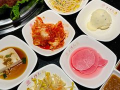 -木槿花韩式炭烤·熟成肉工坊(孙文东路店)