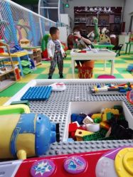 -爱丽丝奇幻乐园