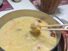 -洪氏嗨捞·猪肚鸡火锅(阳光天地店)