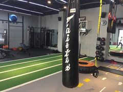 -Freedom Fitness私教健身俱乐部(徐虹北路店)
