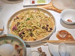 -小桃红·东北菜·春饼烤鸭(南阳湖街店)