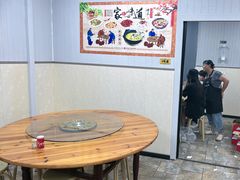 -龙井源餐厅(龙井峡漂流店)