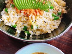 牛油果拌饭-小食院简餐厅