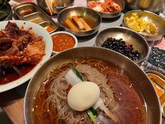 -草家酱蟹炭火烤肉店(珲春南路一店)